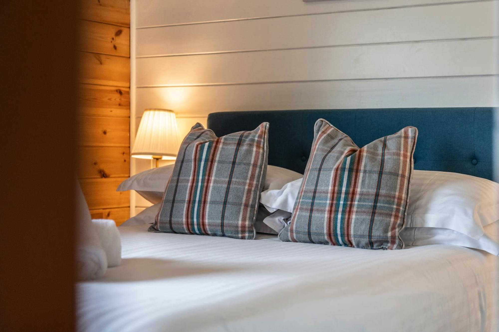 Kinnaird Woodland Lodges Питлохри Экстерьер фото