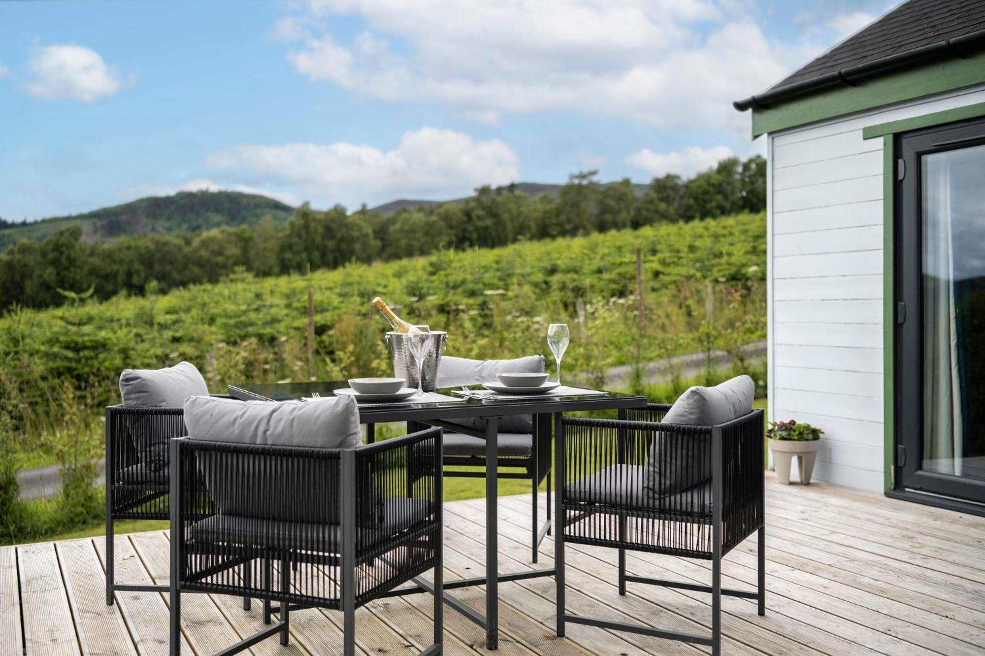 Kinnaird Woodland Lodges Питлохри Экстерьер фото