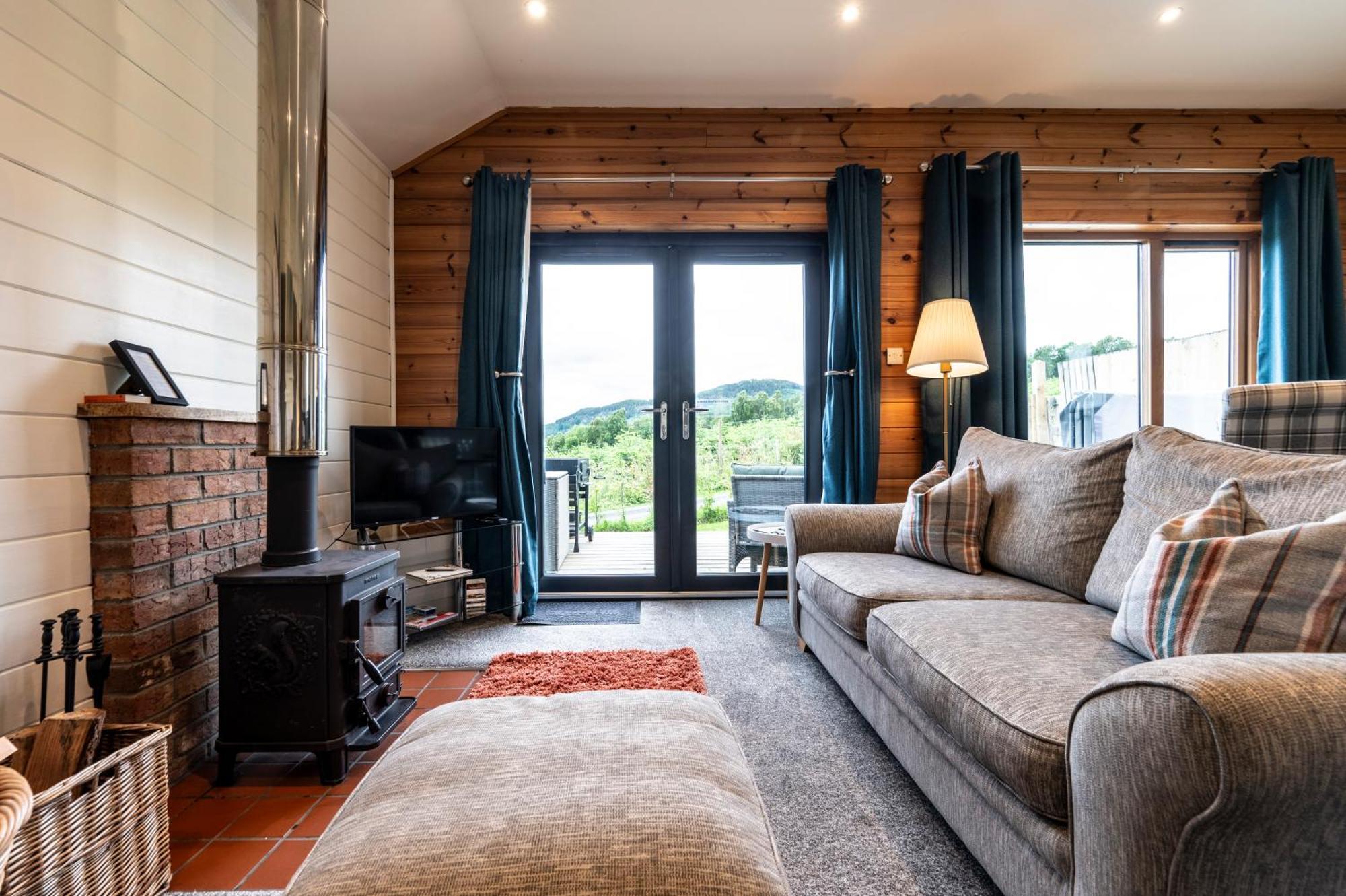 Kinnaird Woodland Lodges Питлохри Экстерьер фото