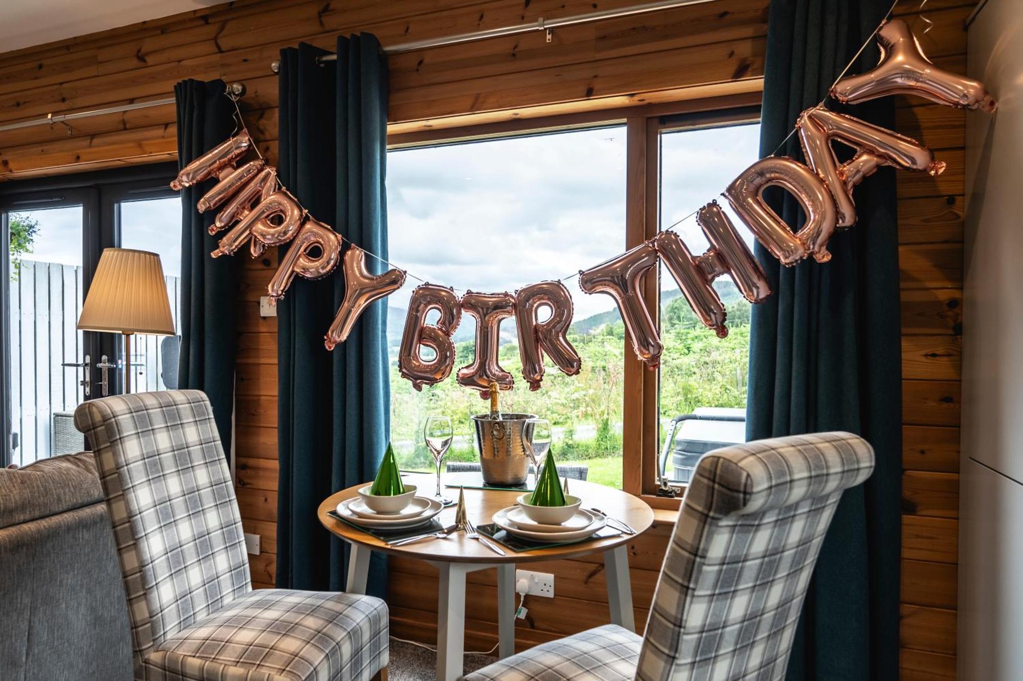 Kinnaird Woodland Lodges Питлохри Экстерьер фото