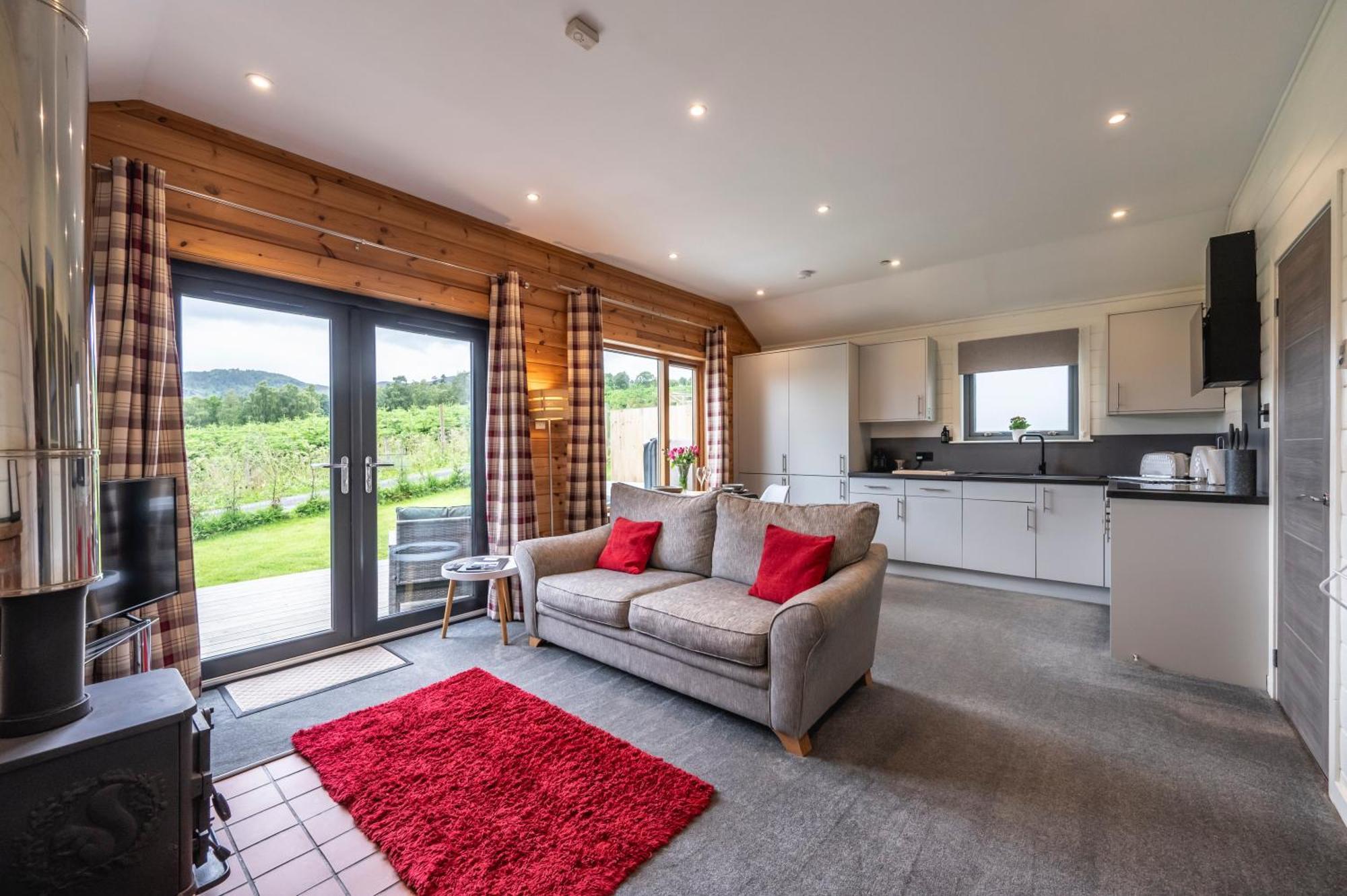 Kinnaird Woodland Lodges Питлохри Экстерьер фото